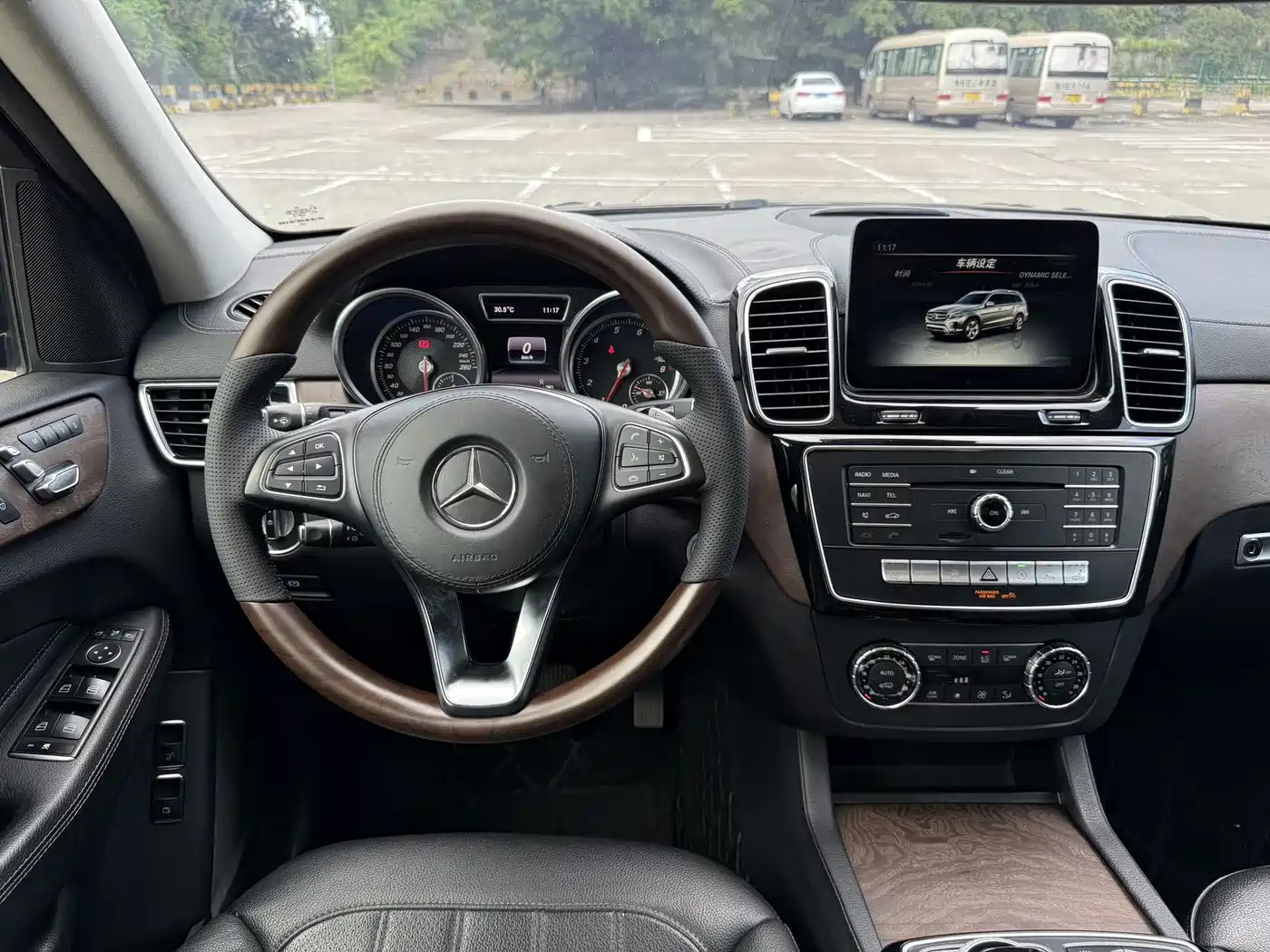 Mercedes-Benz GLS 2016 GLS 400 4MATIC Dynamic фото 19
