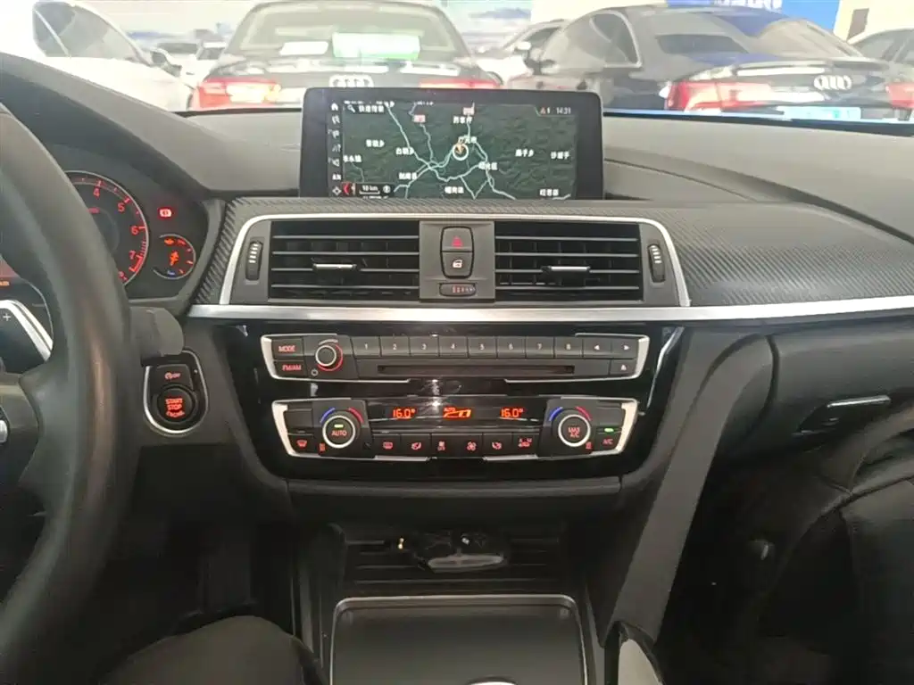BMW 3 Series 2018 320Li Leading M Sport Package фото 13