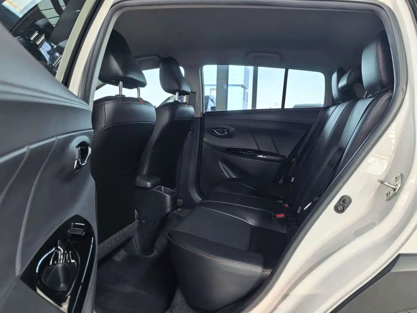 Toyota Yaris, миниатюра 8
