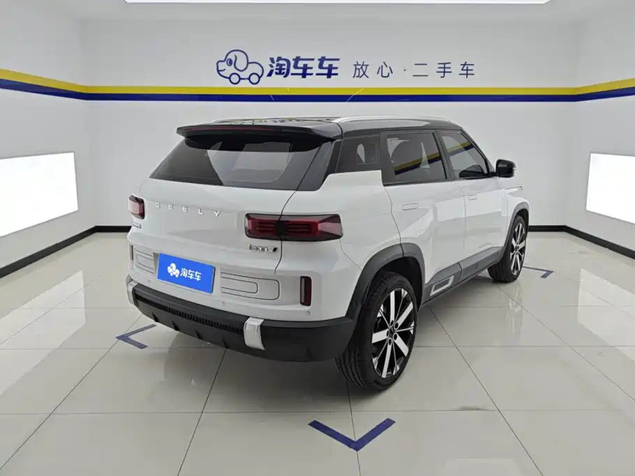 Фото 3 - Geely ICON
