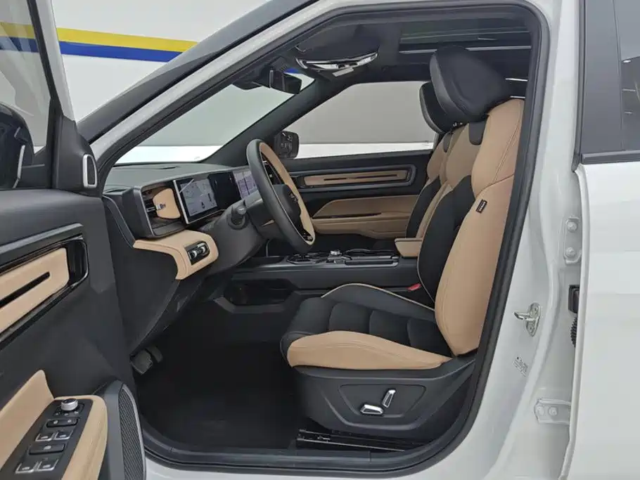 Фото 9 - Geely ICON