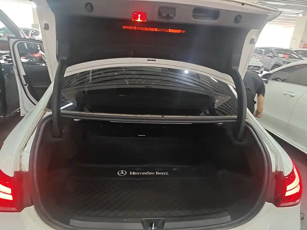 MERCEDES-BENZ CLASS A