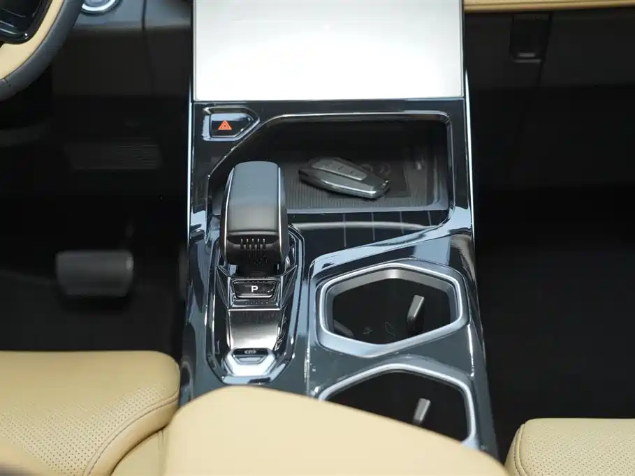 Geely Boyue L 2023 2023 Model 2.0TD DCT Flagship