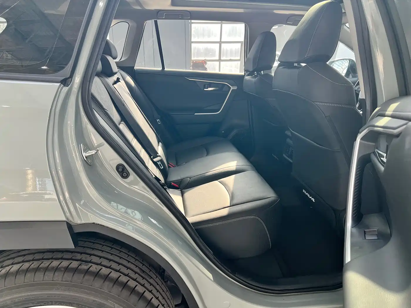 Toyota RAV4 Rongfang 2021 2.0L CVT 4WD Premium фото 10