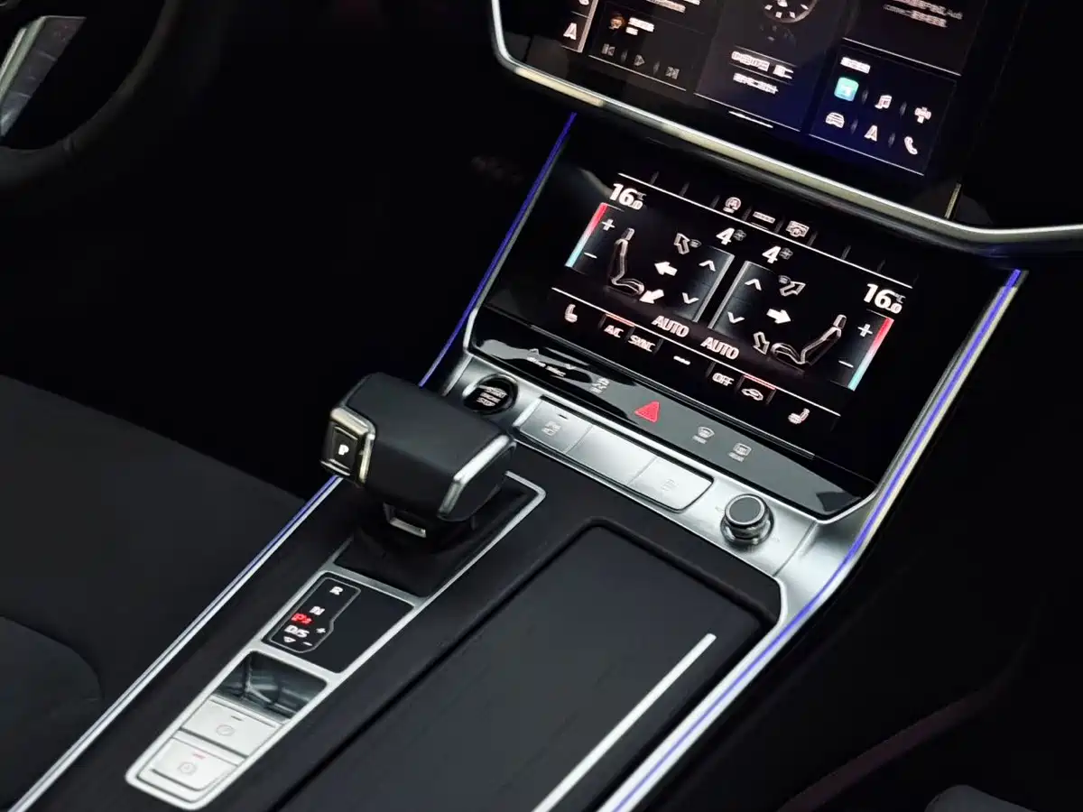 Audi A6L 2024 45 TFSI quattro Premium Dynamic фото 9