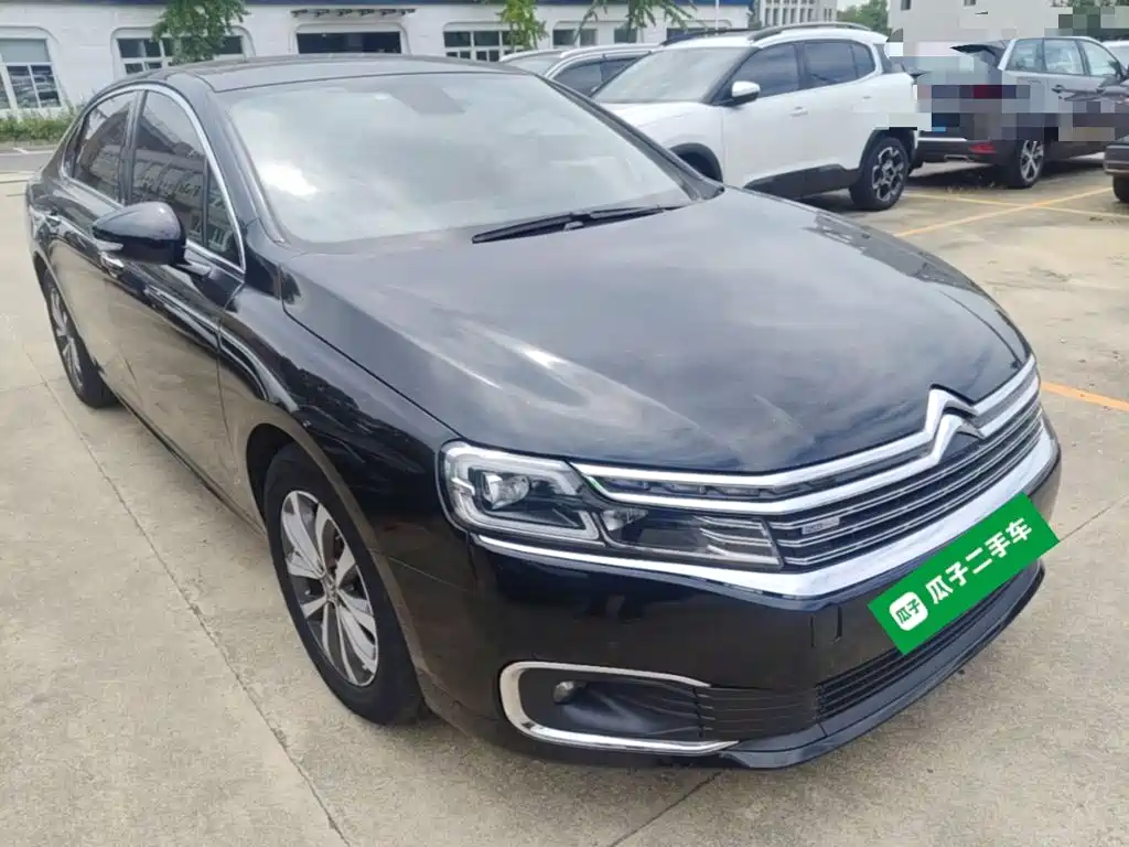 Фото 4 - Citroën C6