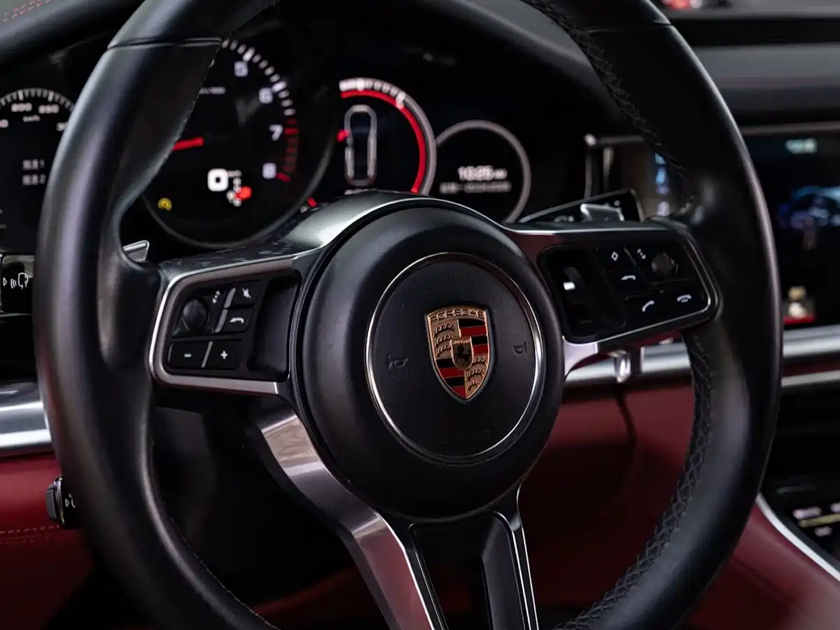 Porsche Panamera 2019 Panamera 4 Executive Long Wheelbase 2.9T фото 7
