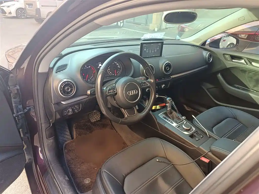 Audi A3 2014 Limousine 35 TFSI Auto Trend фото 7