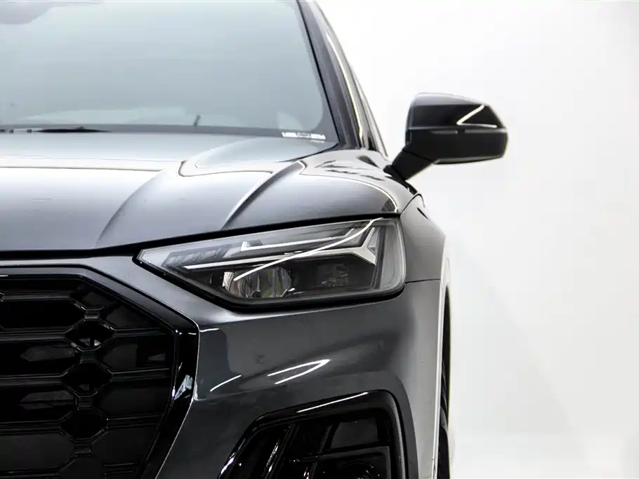 Audi Q5L 2023 40T Luxury Dynamic фото 10