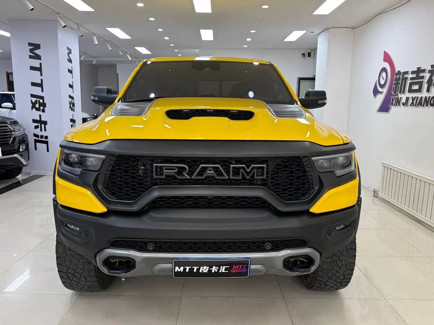 RAM Trucks 2024