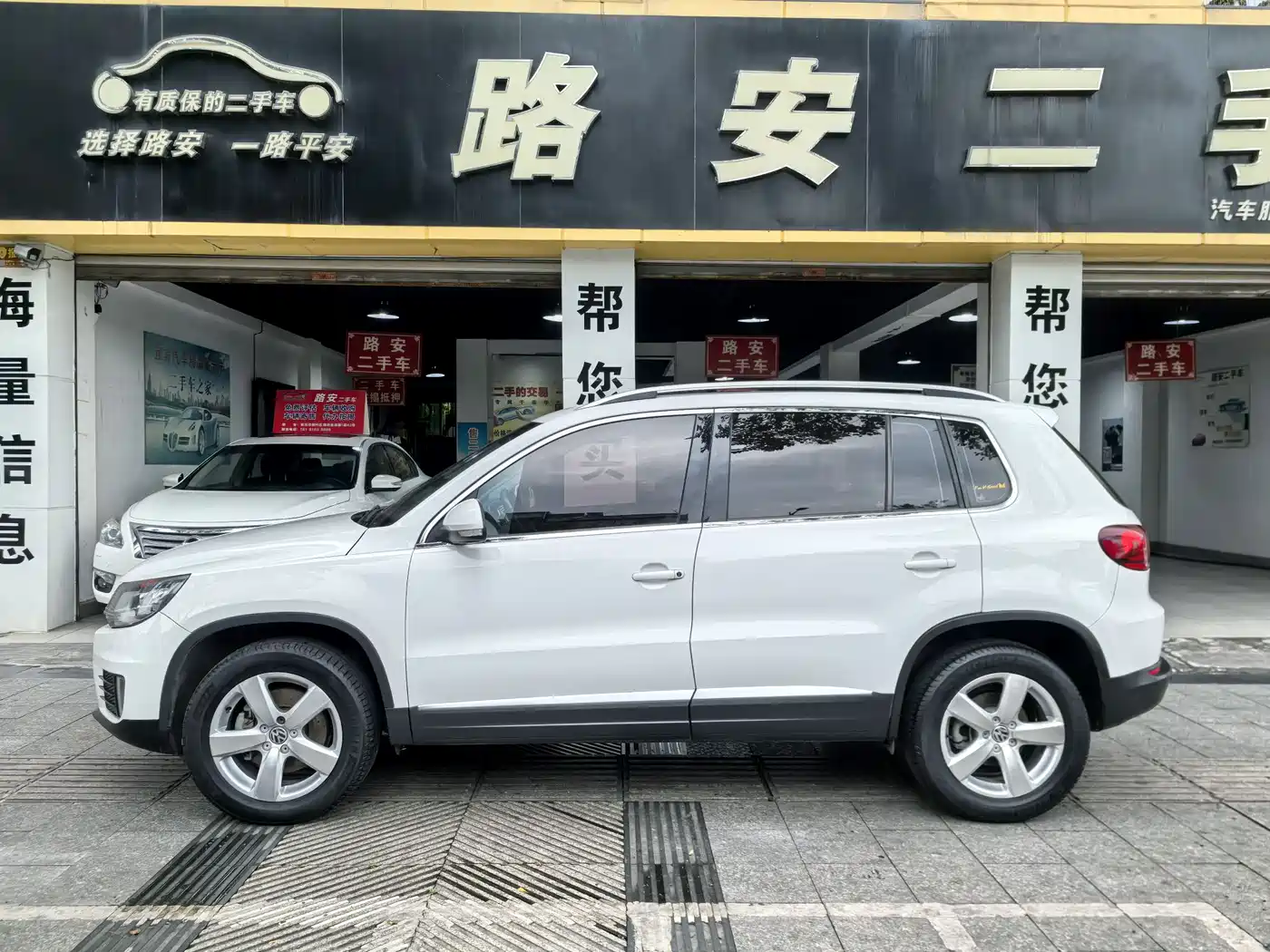 Volkswagen Tiguan 2013 1.8TSI Auto 2WD Comfort Edition фото 6