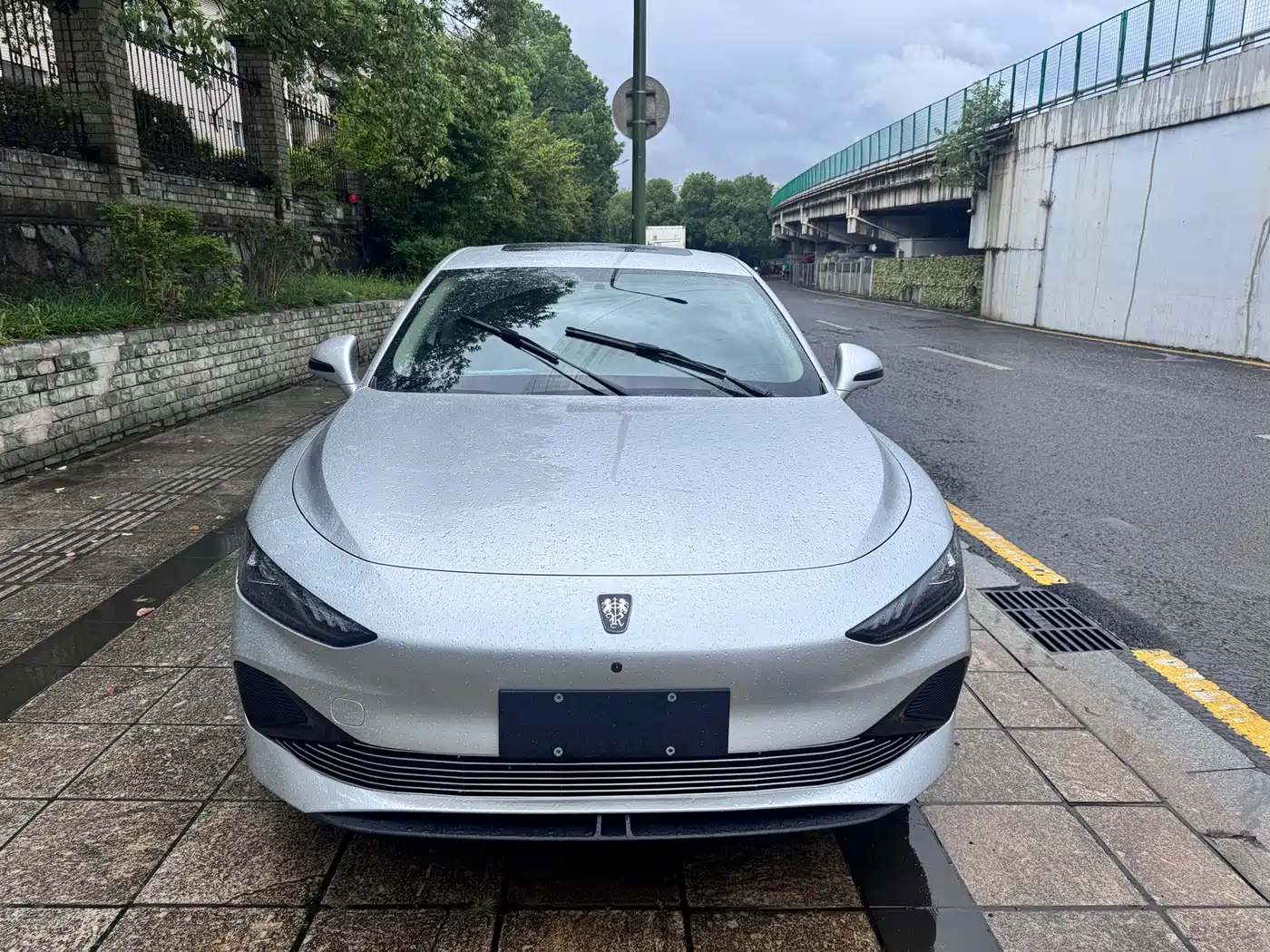 Roewe D7 2025 2025 DMH 125km World Champion Edition
