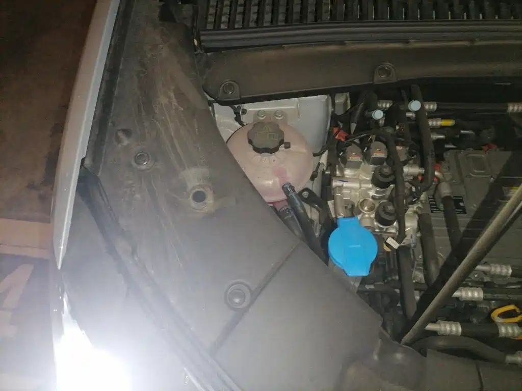 BYD Yuan UP 2026 2025 Model 301KM Navigator