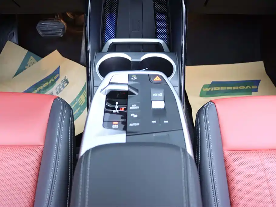 BMW X1 2023 sDrive25Li X Design Package фото 25