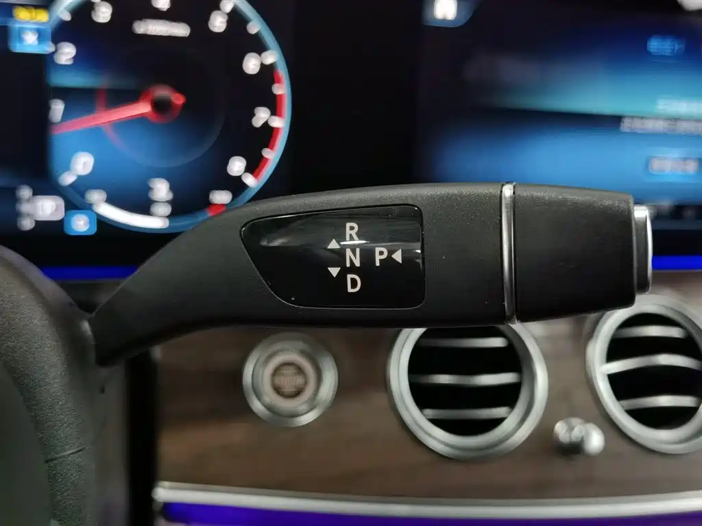 Mercedes-Benz E-Class 2023 Facelift E 300 L Fashion фото 13