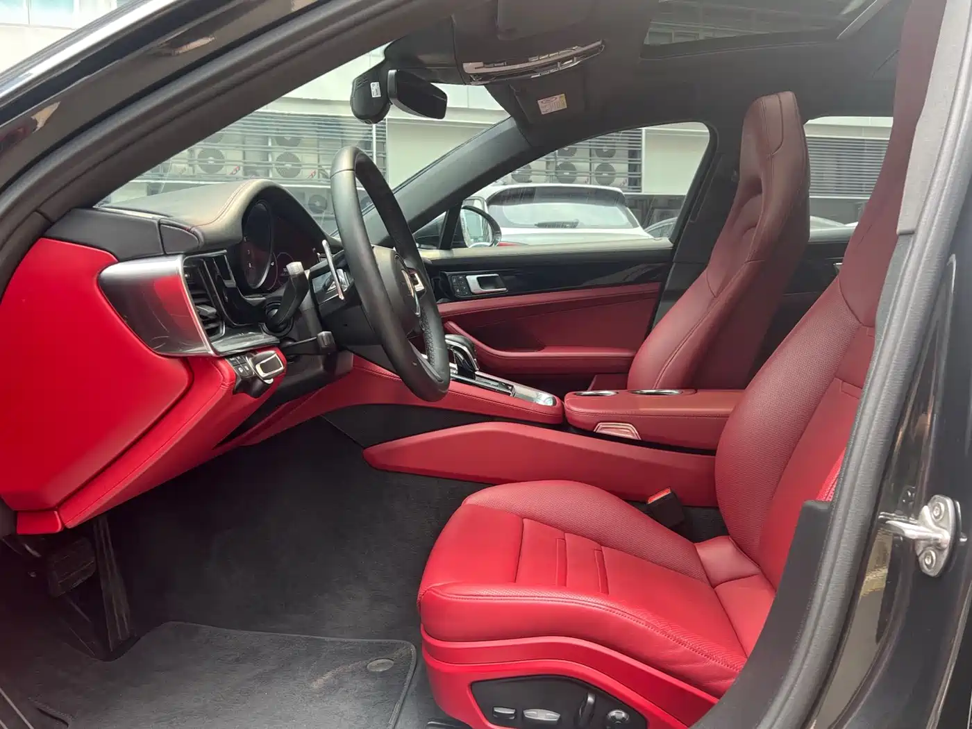 Porsche Panamera 2022 Panamera 4 Executive Long Wheelbase 2.9T фото 12