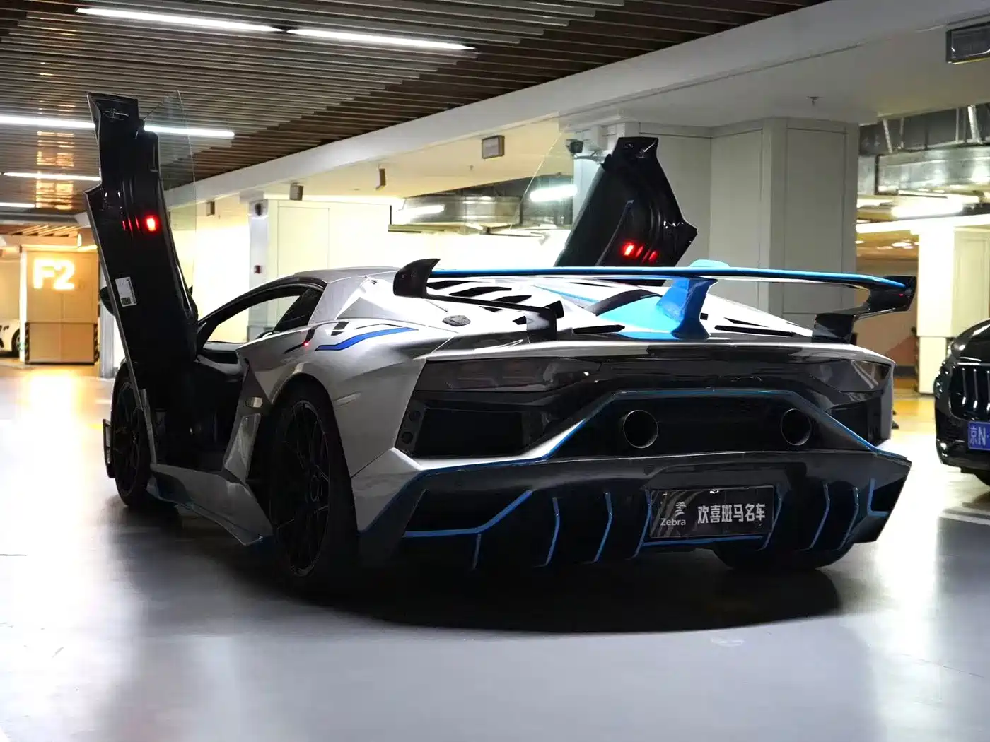 Lamborghini Aventador 2012 2011 LP 700-4