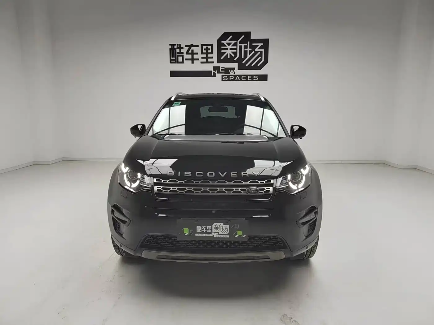 Land Rover Discovery Sport 2018 240PS SE Edition фото 2
