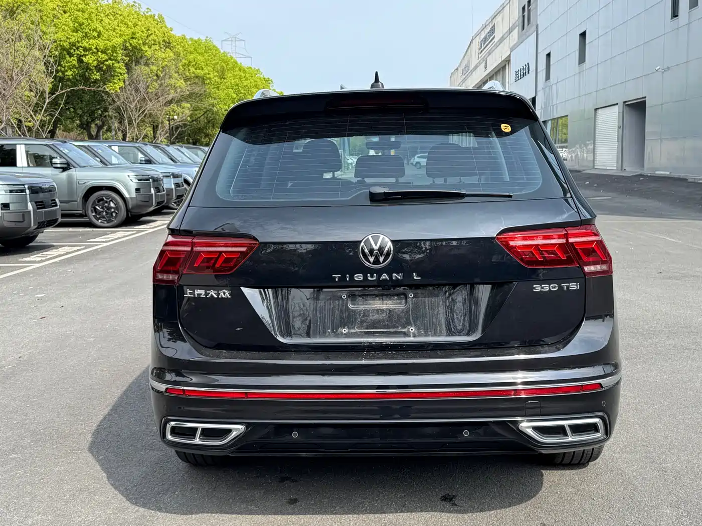 Volkswagen Tiguan L 2022 330TSI Auto 2WD R-Line Premium Edition фото 20
