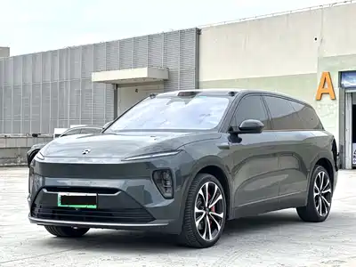 NIO ES8