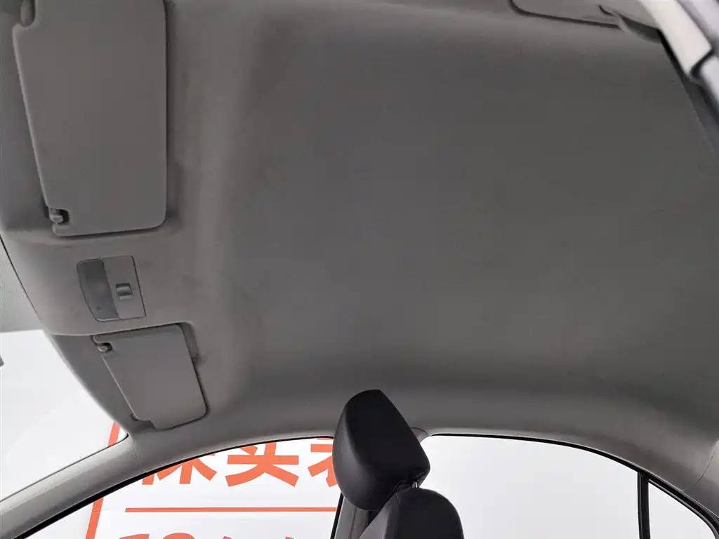 Volkswagen Santana 2013 1.6L Manual Trend Edition фото 14