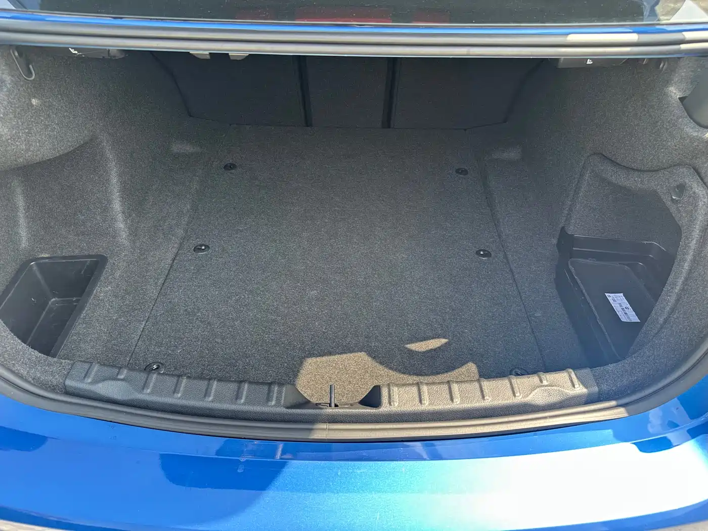 BMW 3 Series 2017 320Li M Sport фото 16