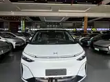 Фото 1 - XPeng X9