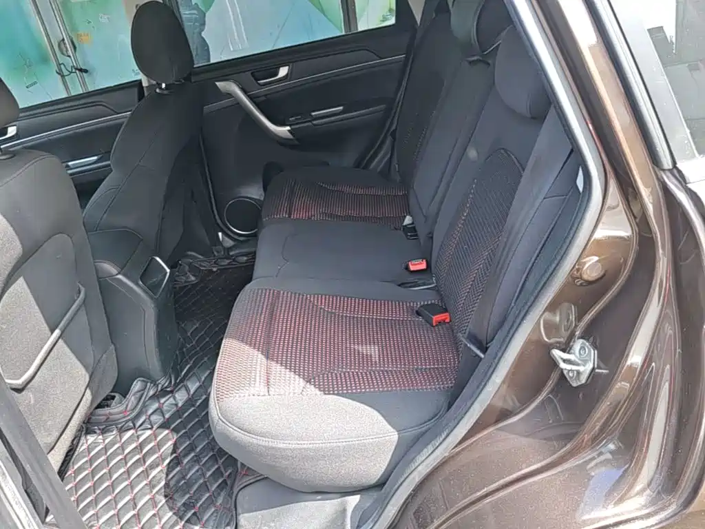 Haval M6 2018 2017 1.5T Automatic 2WD Urban