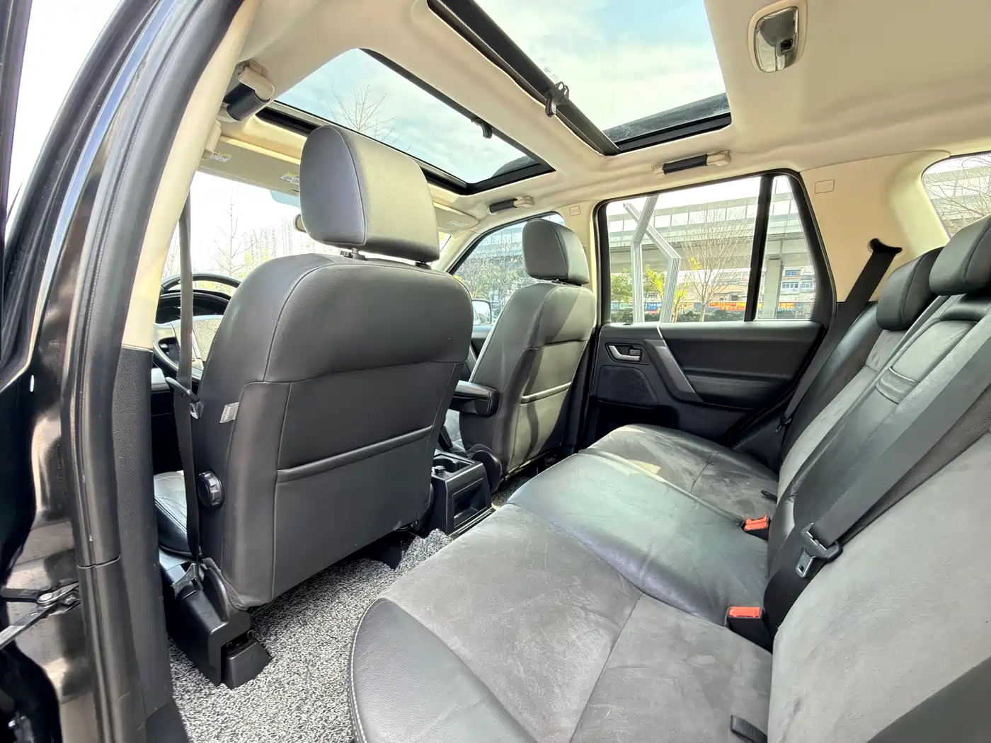 صورة 13 - Land Rover Freelander 2