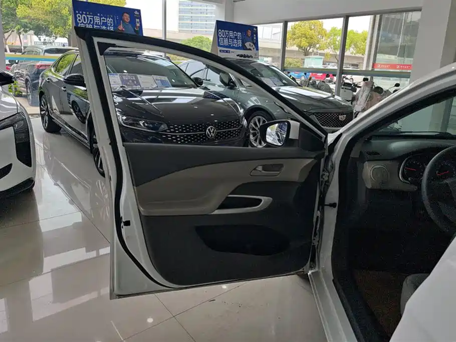 Chevrolet Sail 2018 Sail 3 1.3L AMT Ideal фото 7