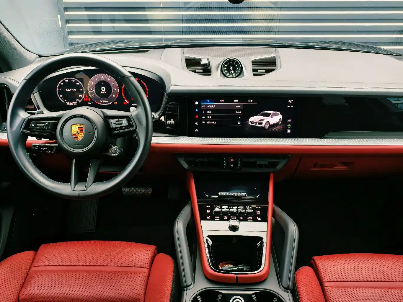 Porsche Cayenne 2024 Cayenne 3.0T фото 8