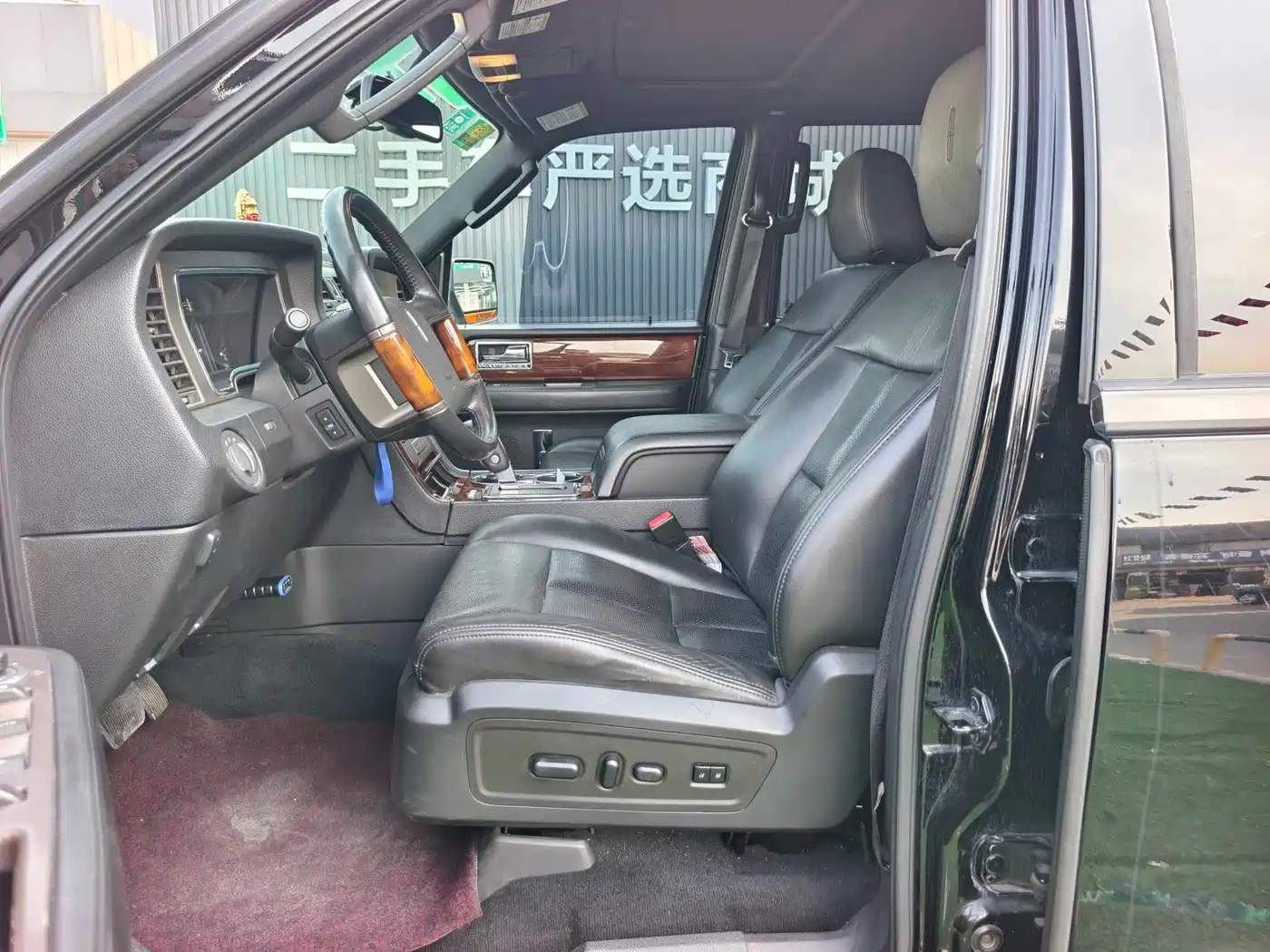 Lincoln Navigator 2012 2010 5.4L AWD