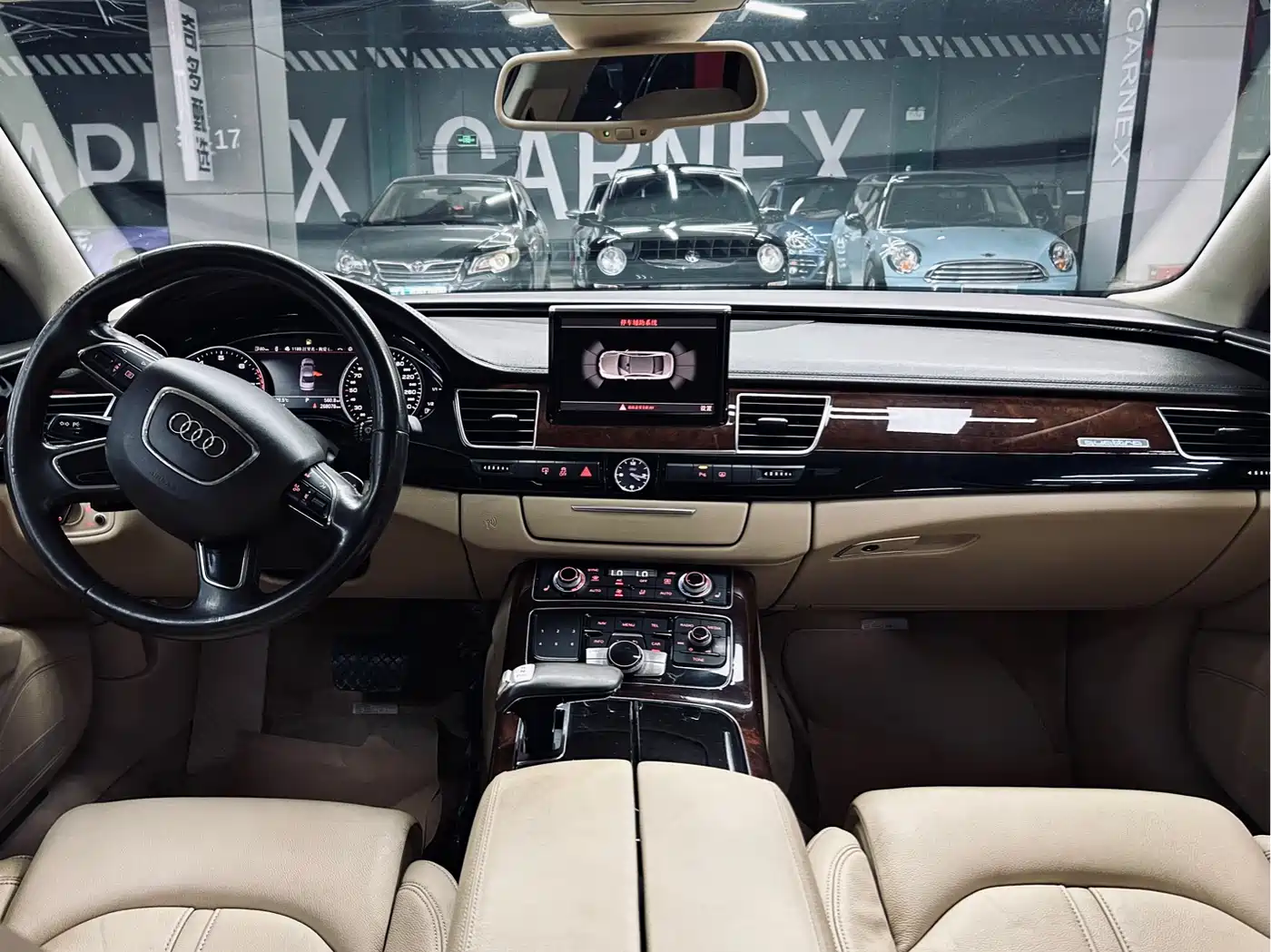 Photo 8 - Audi A8