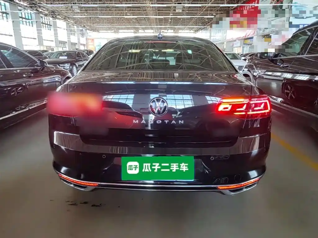 Volkswagen Magotan 2023 Model 2 Million Units Commemorative Edition 280TSI DSG Leading Version фото 6