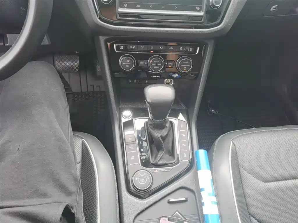 Volkswagen Tiguan L 2018 380TSI Automatic AWD Flagship Edition фото 14