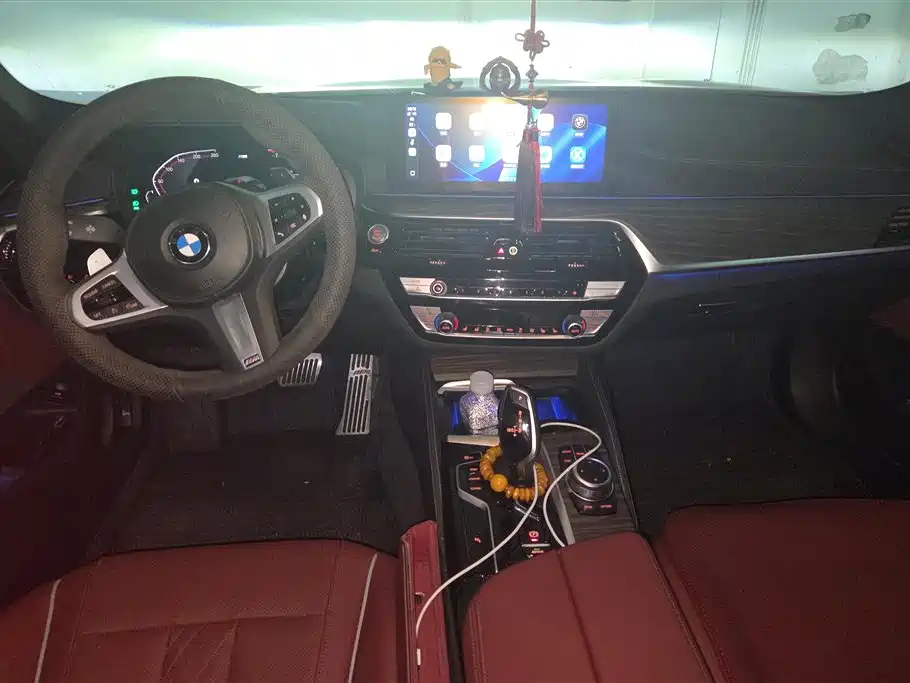 BMW 5 Series 2022 530Li Leading M Sport Package фото 12