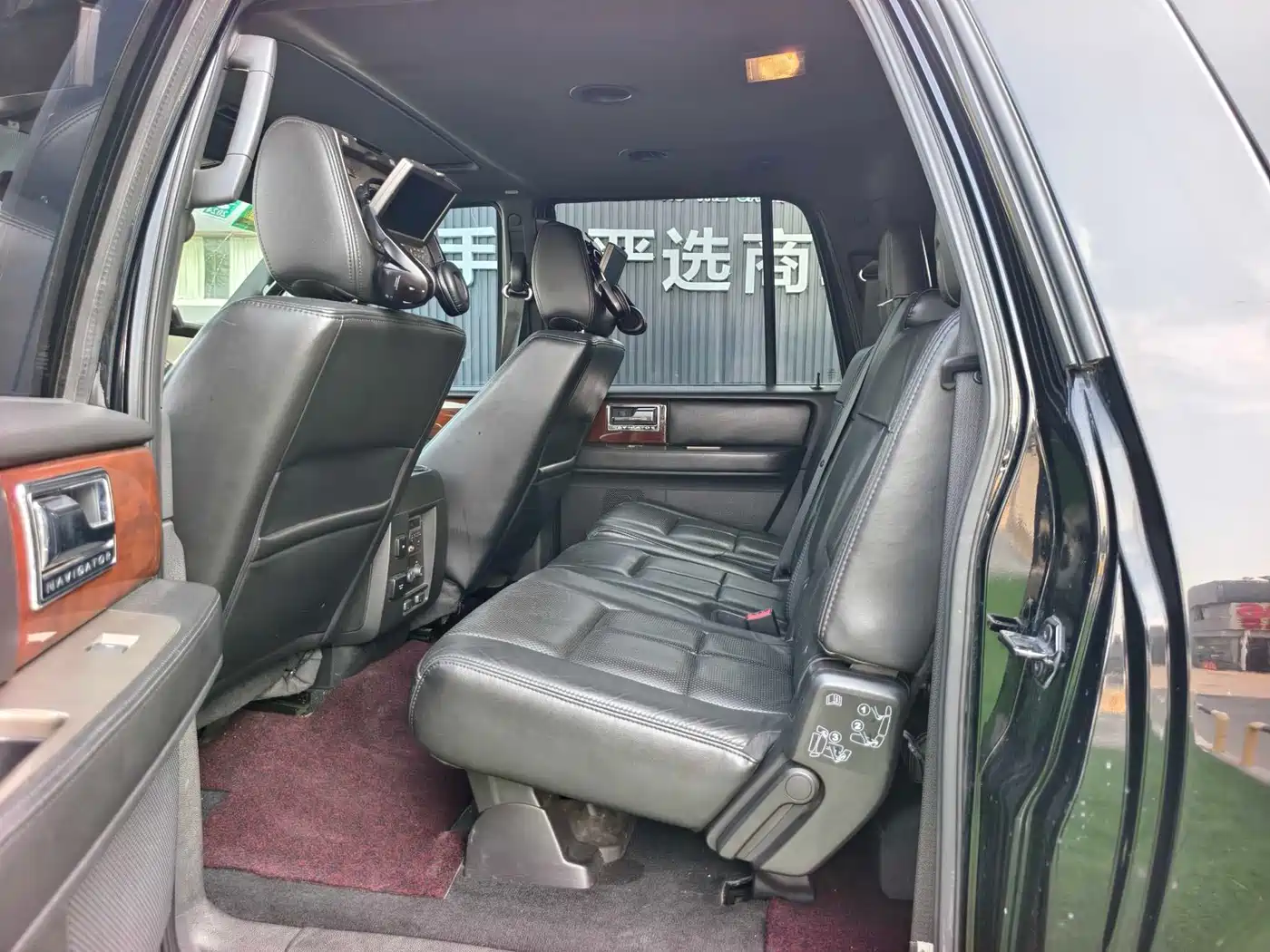 Lincoln Navigator 2012 2010 5.4L AWD