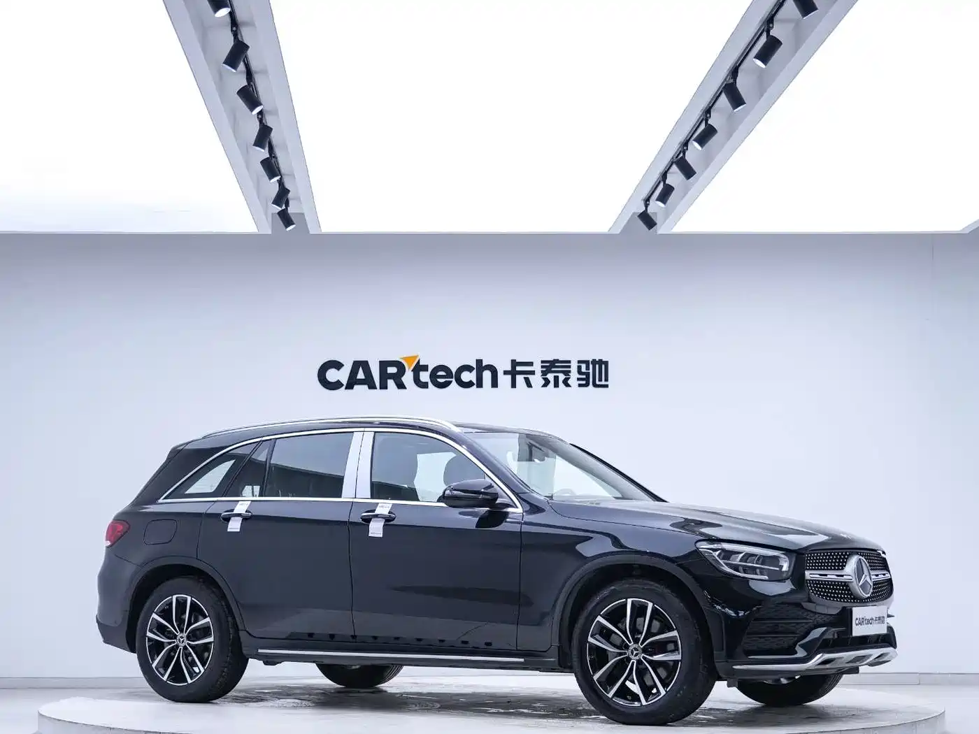 Mercedes-Benz GLC 2021 GLC 260 L 4MATIC Luxury фото 2