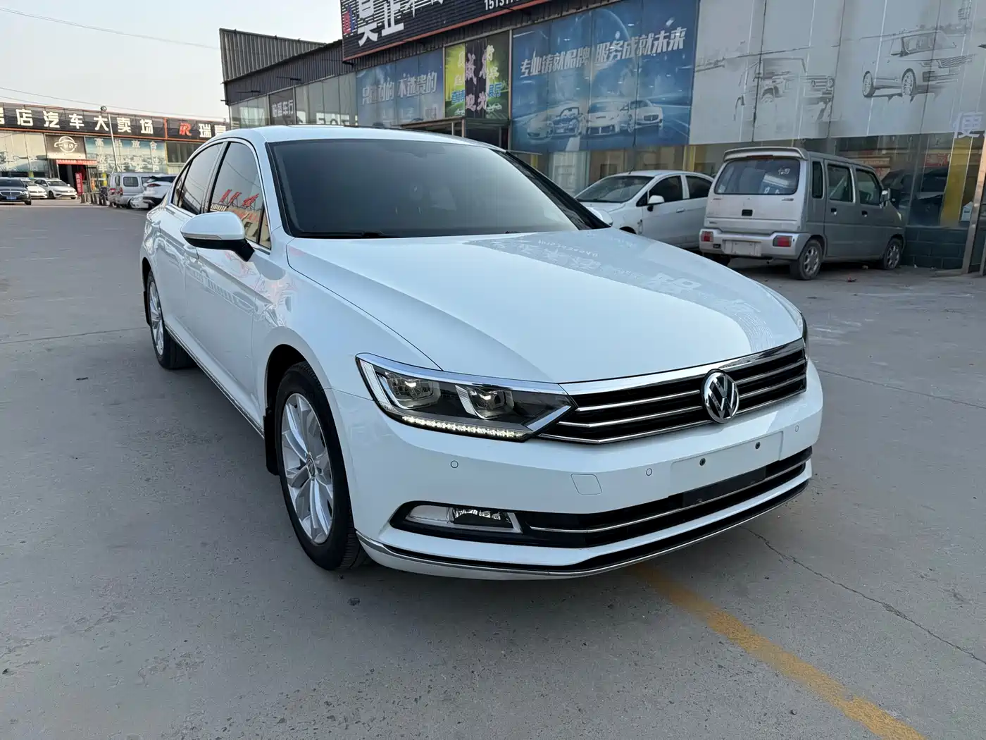Volkswagen Magotan 2017 330TSI DSG Luxury фото 2