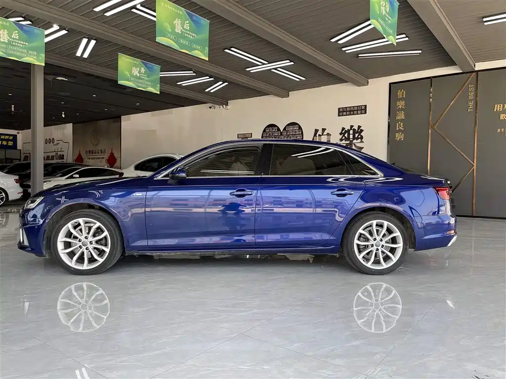 Audi A4L 2019 40 TFSI Fashion (China VI) фото 2