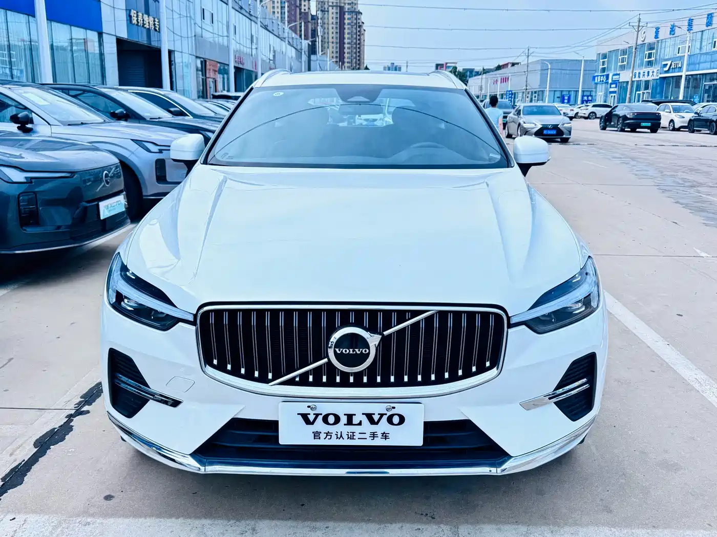 Фото 2 - Volvo XC60