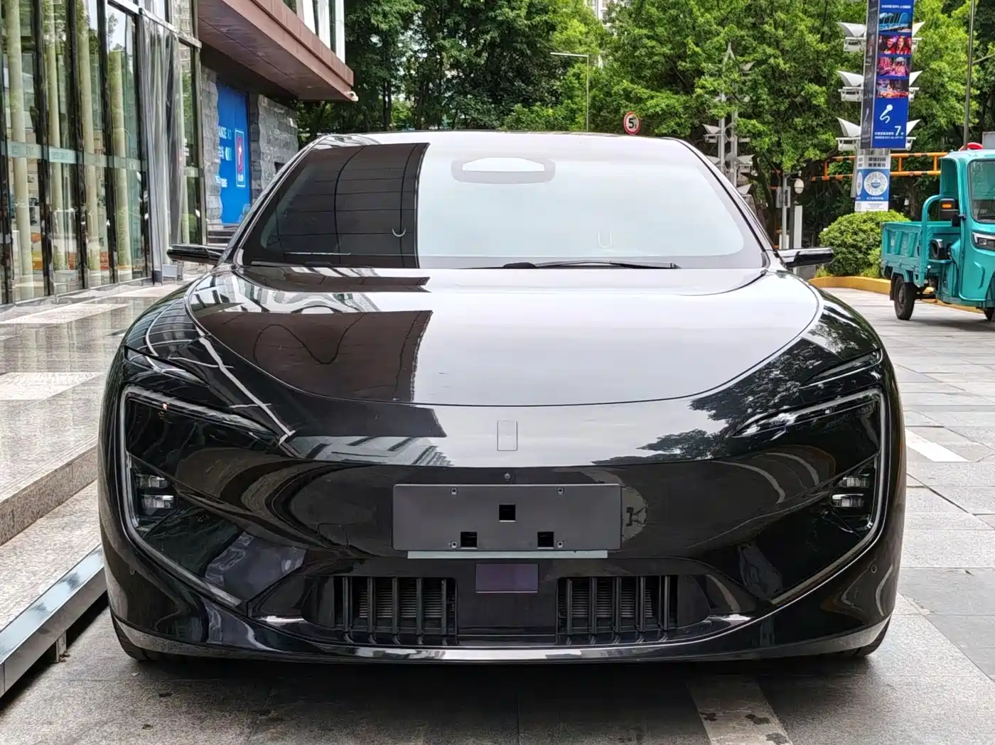 Avatr 12 2026 2025 Facelift Ultra EV AWD