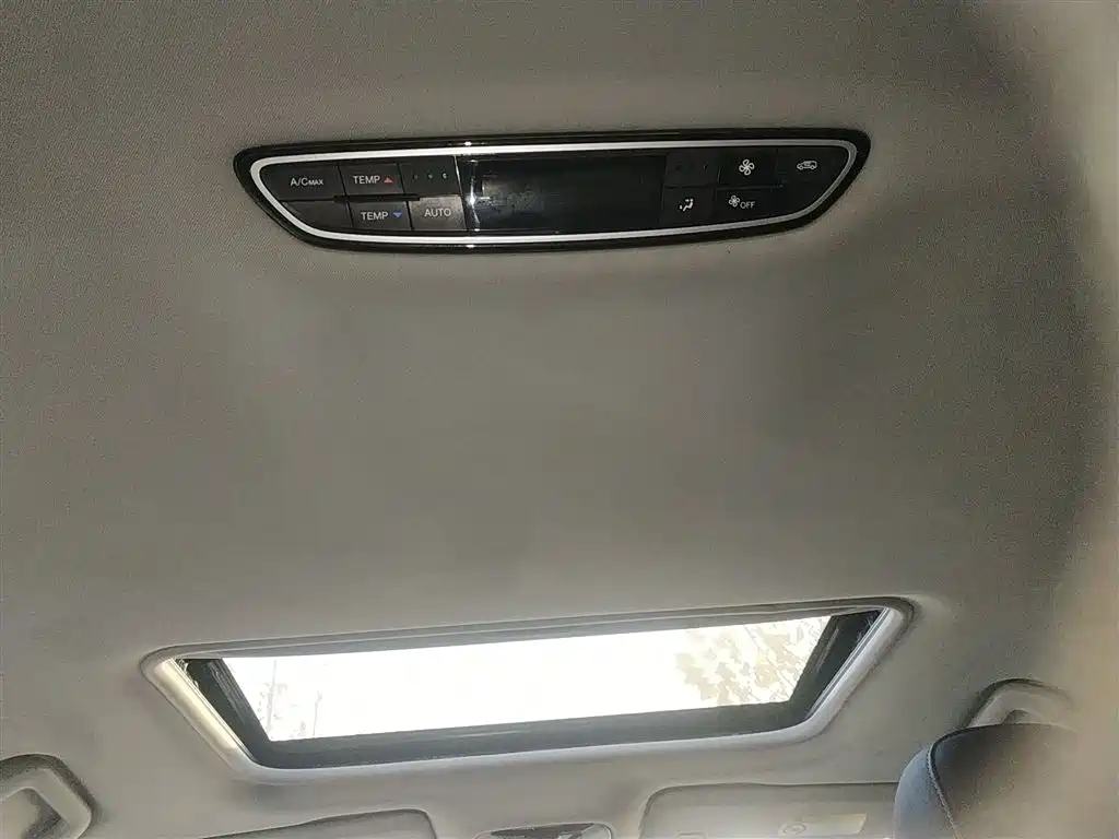 GAC Trumpchi Trumpchi M8 2021 Leading Show Series 390T Premium Edition фото 8