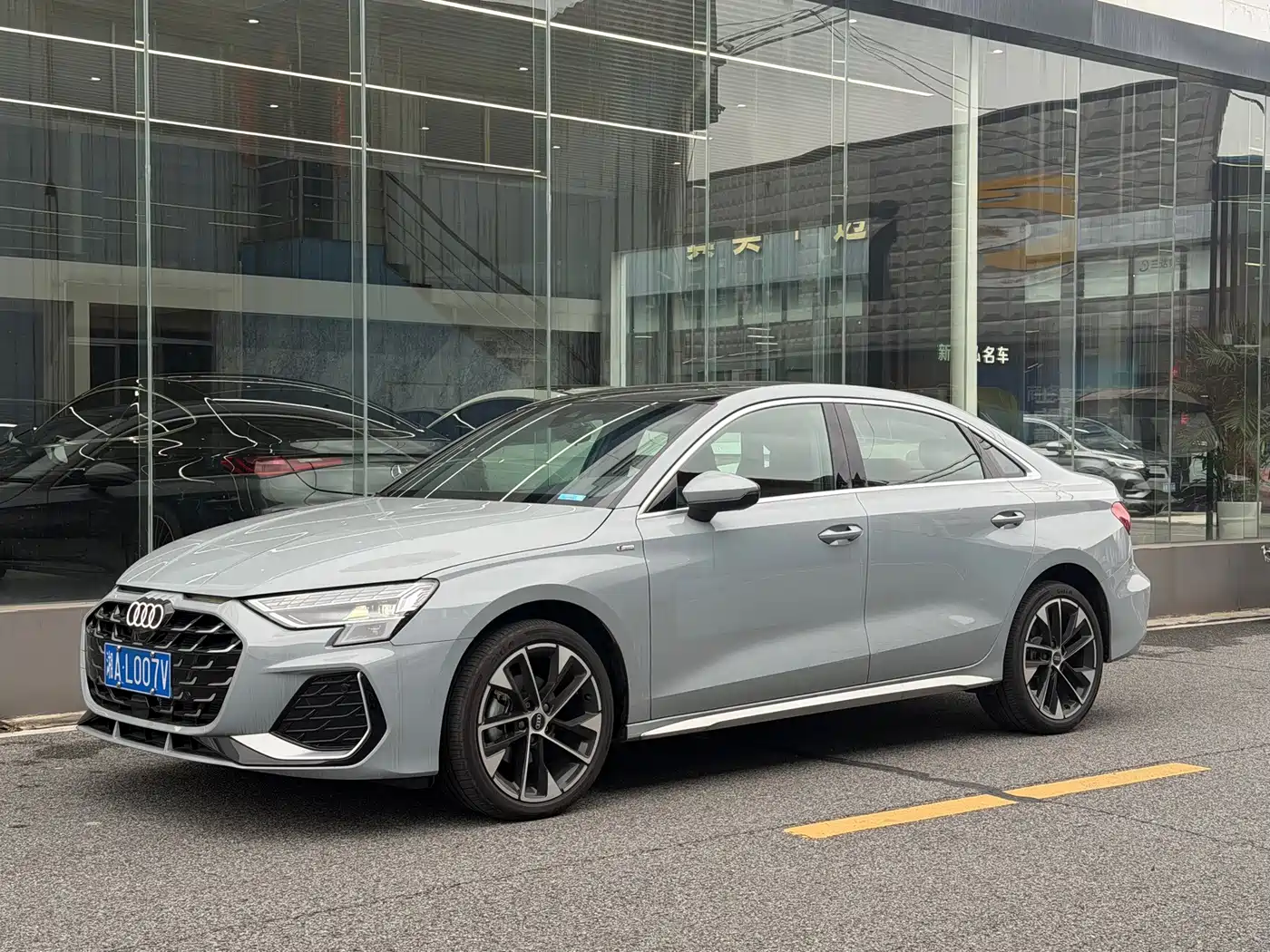 Audi A3 2026 2025 Facelift A3L Limousine 35TFSI Flying Spur Premium