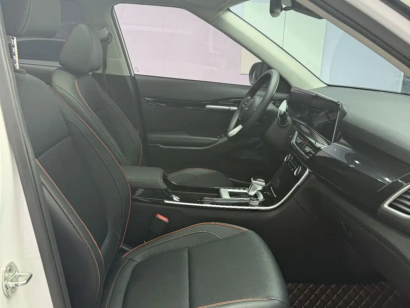 Kia Seltos 2023 1.5L CVT Luxury Edition фото 18