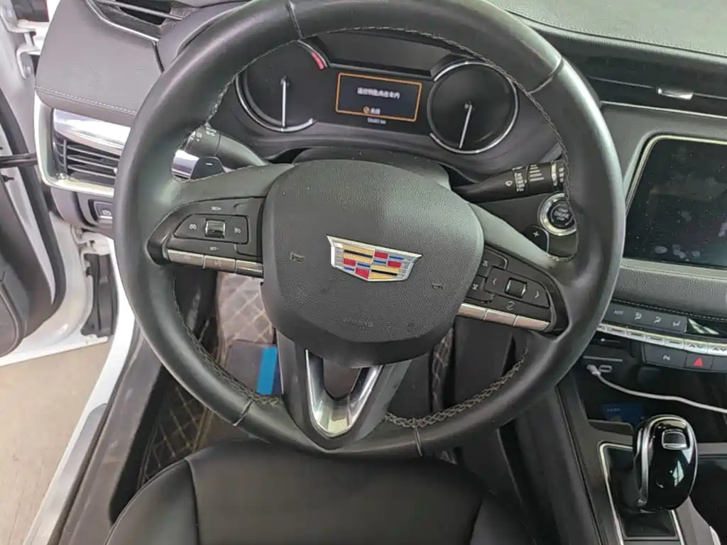 Cadillac XT4 2023 2023 28T 2WD Trend