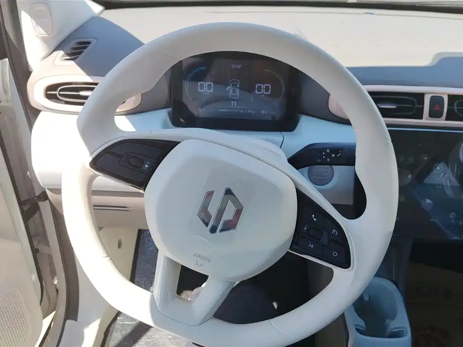 ZERO-RUNNING CAR ZERO RUN T03