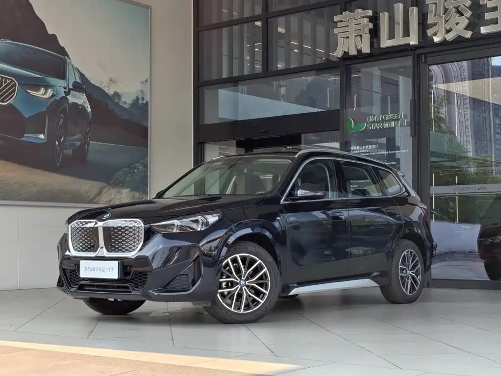 BMW iX1 2025 2025 eDrive25L M Sport Package