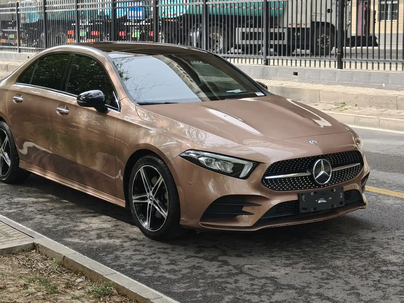 Mercedes-Benz A-Class 2020 A 220 L 4MATIC Sport Sedan фото 3