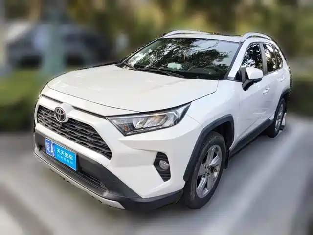 Toyota RAV4 Rongfang 2021 2.0L CVT 2WD Trend — фото 1